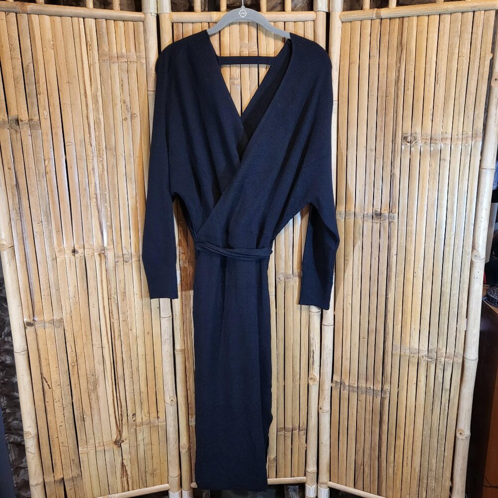 Cherfly V Neck Open Back Sweater Dress Size Medium Black NEW